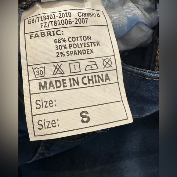 NWOT Women Sz: S Nova Blue Bell Bottom Flare Dark Wash Slightly Distressed Jeans - Picture 4 of 10